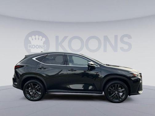 2022 Lexus NX 450h+ Luxury