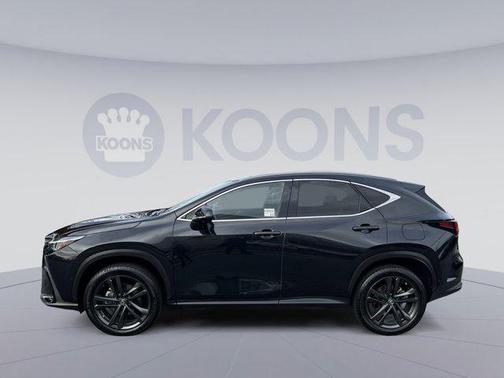 2022 Lexus NX 450h+ Luxury