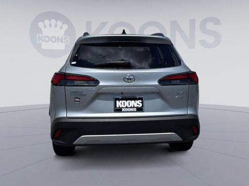 2025 Toyota Corolla Cross XLE