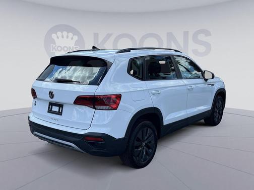 Pure White 2024 Volkswagen Taos 1.5T S