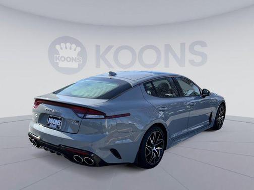 2022 Kia Stinger GT-Line