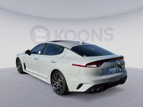 2022 Kia Stinger GT-Line