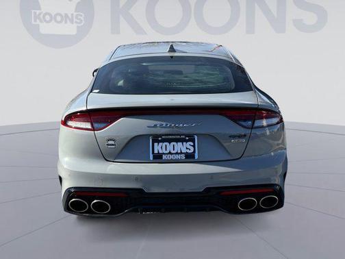 2022 Kia Stinger GT-Line