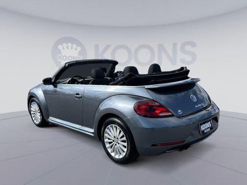 2019 Volkswagen Beetle 2.0T SE