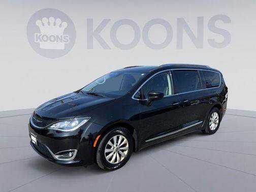 2018 Chrysler Pacifica Touring-L