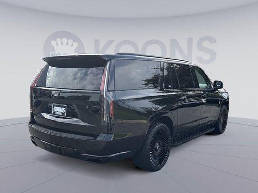 2023 Cadillac Escalade ESV Premium Luxury Platinum