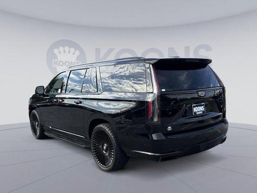 2023 Cadillac Escalade ESV Premium Luxury Platinum