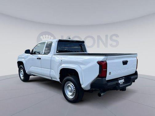 2025 Toyota Tacoma SR