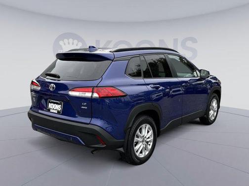 2024 Toyota Corolla Cross LE
