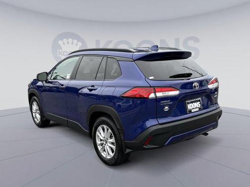 2024 Toyota Corolla Cross LE