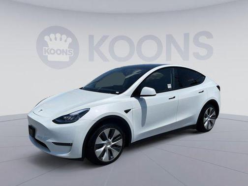 2023 Tesla Model Y Long Range Dual Motor All-Wheel Drive