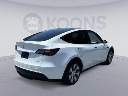 2023 Tesla Model Y Long Range Dual Motor All-Wheel Drive