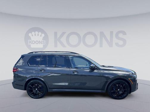 Dravit Grey Metallic 2024 BMW X7 M60i