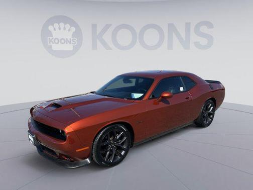 Sinamon Stick 2022 Dodge Challenger R/T