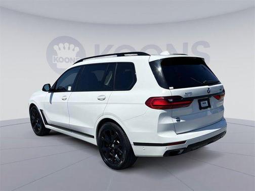 2022 BMW X7 xDrive40i