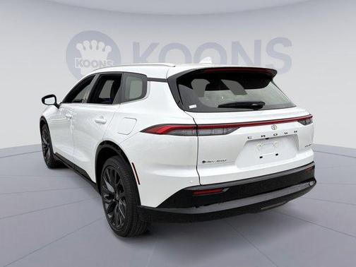 2025 Toyota Crown Signia Limited