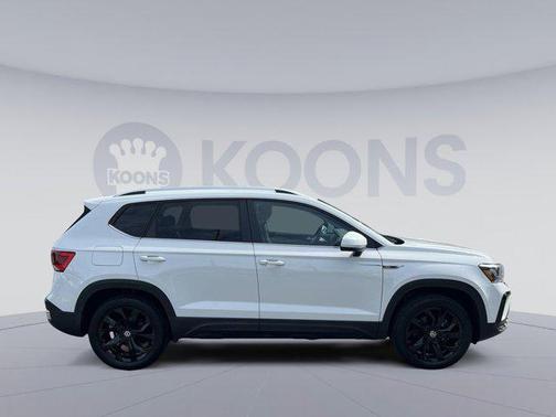 2022 Volkswagen Taos 1.5T SE