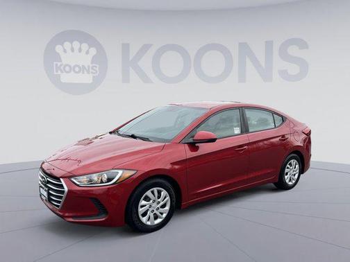 2018 Hyundai ELANTRA SE