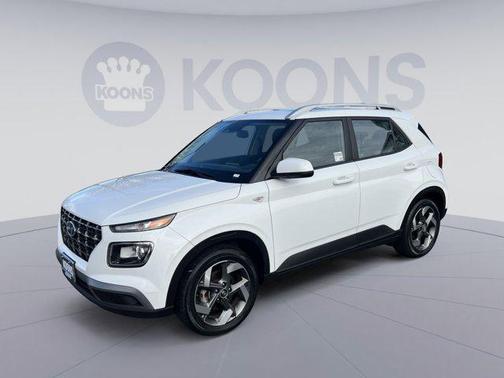 2023 Hyundai VENUE SEL