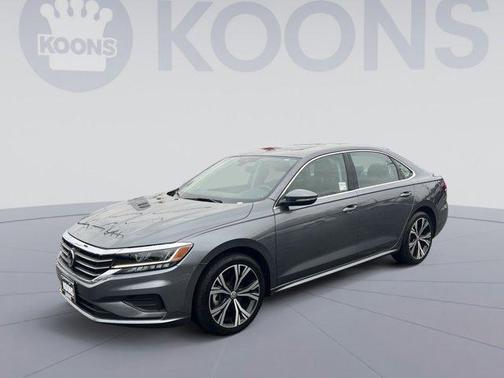 2022 Volkswagen Passat 2.0T SE