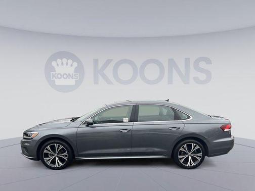 2022 Volkswagen Passat 2.0T SE