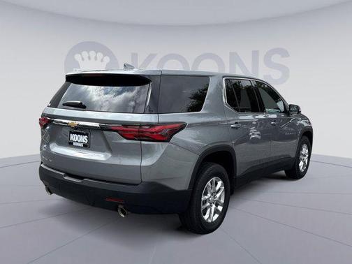 2023 Chevrolet Traverse LS