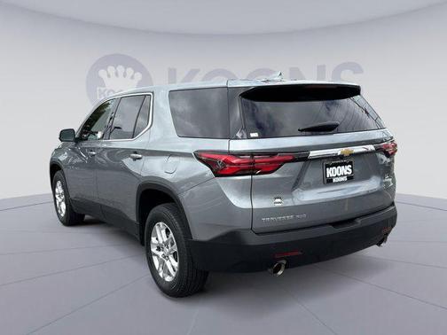 2023 Chevrolet Traverse LS