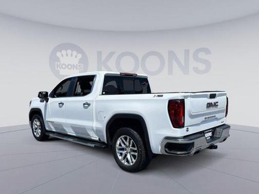 2022 GMC Sierra 1500 SLT