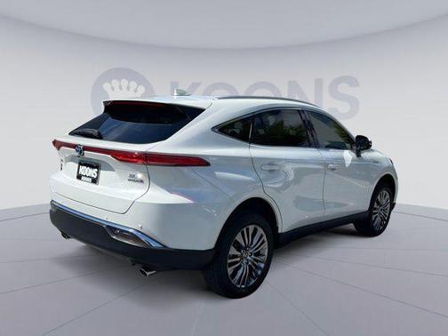 2021 Toyota Venza XLE
