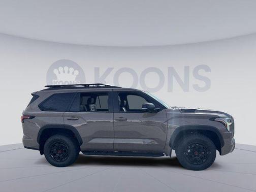 2025 Toyota Sequoia Base