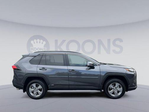 2024 Toyota RAV4 Hybrid XLE