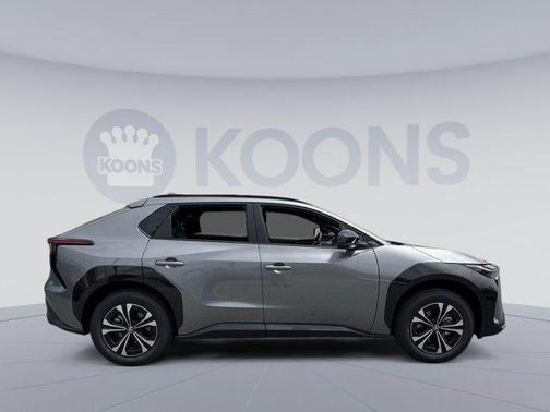 2025 Toyota bZ4X XLE