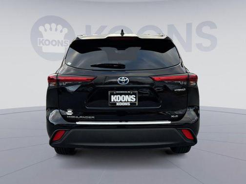 2020 Toyota Highlander Hybrid XLE