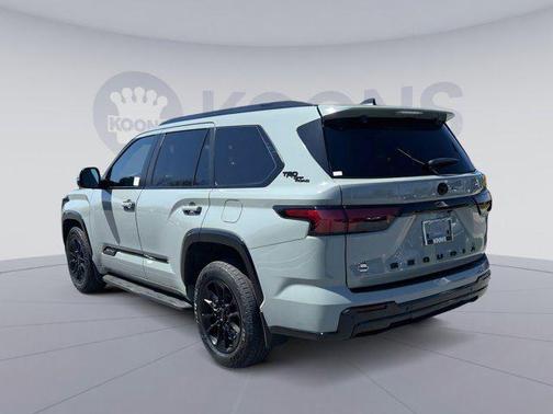 2024 Toyota Sequoia Platinum