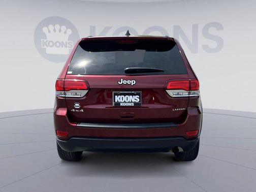 2022 Jeep Grand Cherokee Laredo