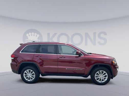2022 Jeep Grand Cherokee Laredo