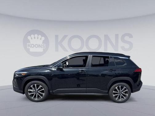 2025 Toyota Corolla Cross XLE