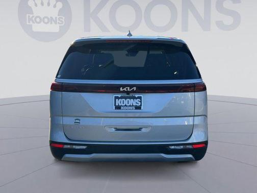 2023 Kia Carnival LX