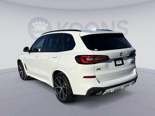 2023 BMW X5 M50i