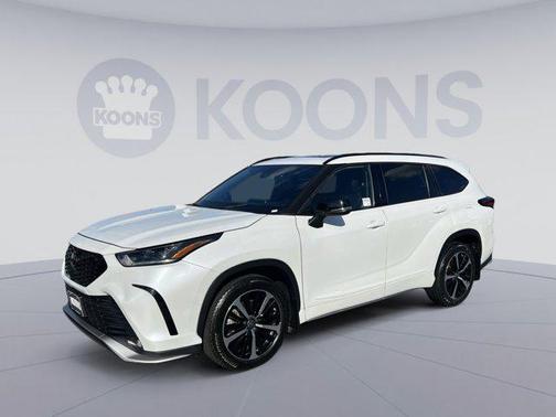 2022 Toyota Highlander XSE