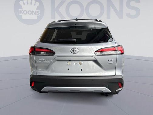 2025 Toyota Corolla Cross XLE