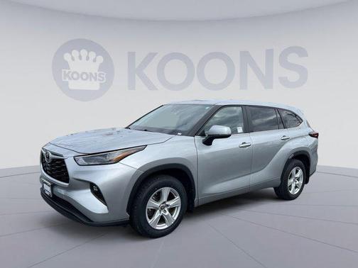 2024 Toyota Highlander LE