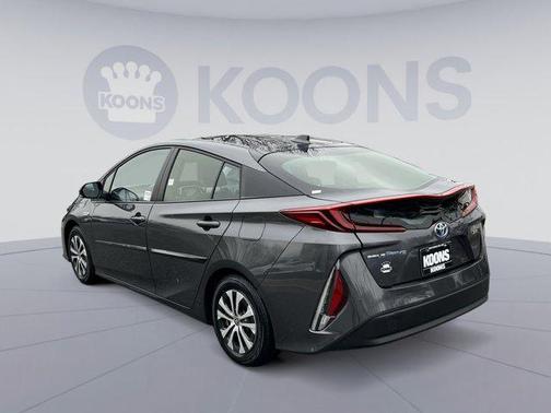 2022 Toyota Prius Prime XLE