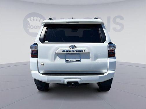 2022 Toyota 4Runner SR5
