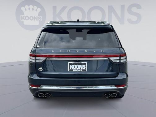 FLIGHT BLUE MET CC 2023 Lincoln Aviator Reserve AWD