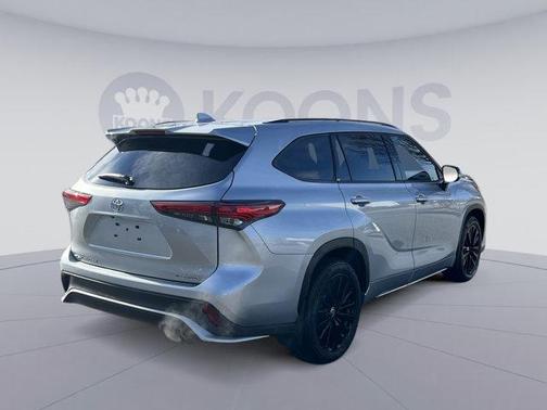 2023 Toyota Highlander XSE
