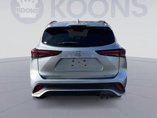 2023 Toyota Highlander XSE