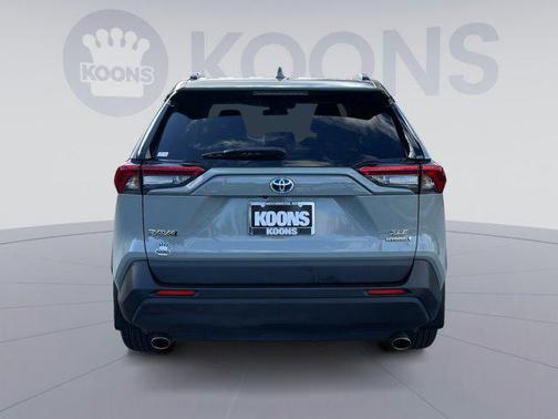 2023 Toyota RAV4 Hybrid XLE