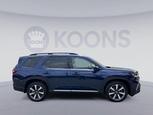 Obsidian Blue Pearl 2023 Honda Pilot AWD Elite