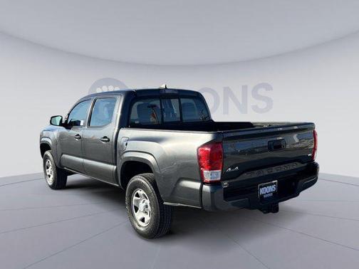 2017 Toyota Tacoma SR